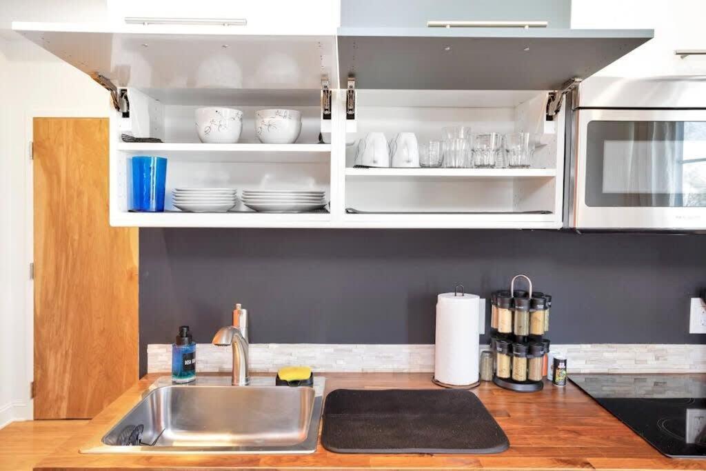 Cozy 1 Bedroom Apt Kitchen Central 丹伯里 外观 照片